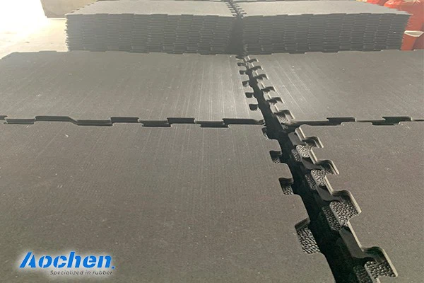 Sports rubber - Gym rubber floor - Spliced rubber floor - China - Manufacturer - Exporter - Rubber Products - Customizable -AOCHEN 1 Sports rubber - Gym rubber floor - Spliced rubber floor - China - Manufacturer - Exporter - Rubber Products - Customizable -AOCHEN 1