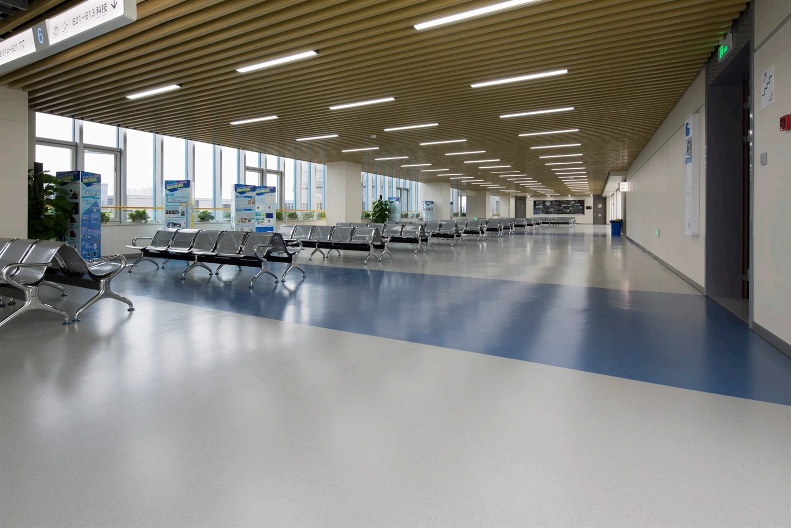 High-Traffic Commercial Indoor Rubber Flooring High-Traffic Commercial Indoor Rubber Flooring